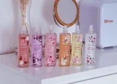 Bodycology Dark Cherry Orchid Kiraz Orkidesi Kadın Vücut Spreyi 237ml - 2