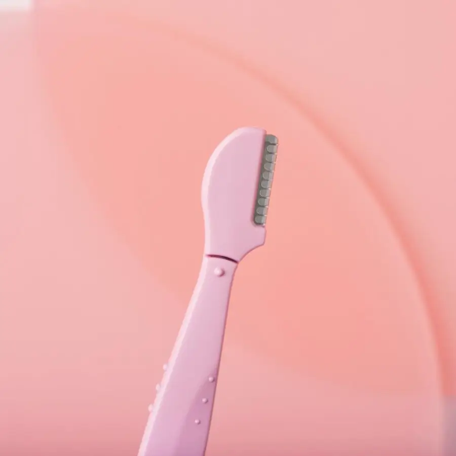 Wilkinson Sword Intuition Kaş Şekillendirme Seti – 3 Kaş Usturası + 1 Fırça & Tarak Aparatı - 5